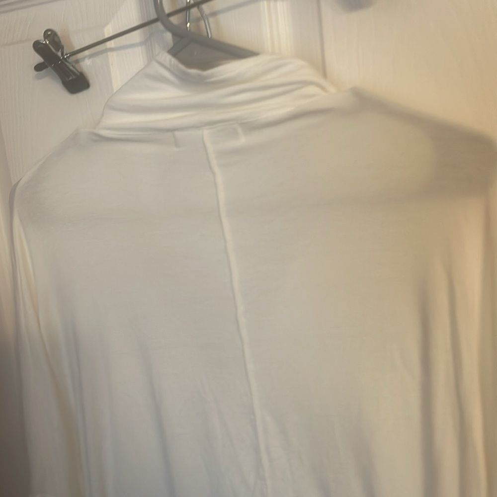 We The Free Free People Oversized cotton top extra small NWOT - Picture 6 of 7